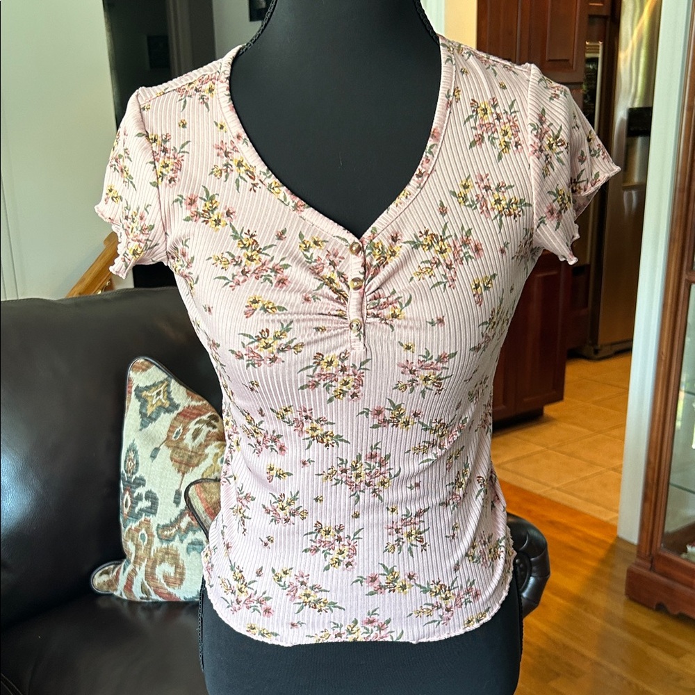 Iz Byer Pink Floral Short Sleeve Tee